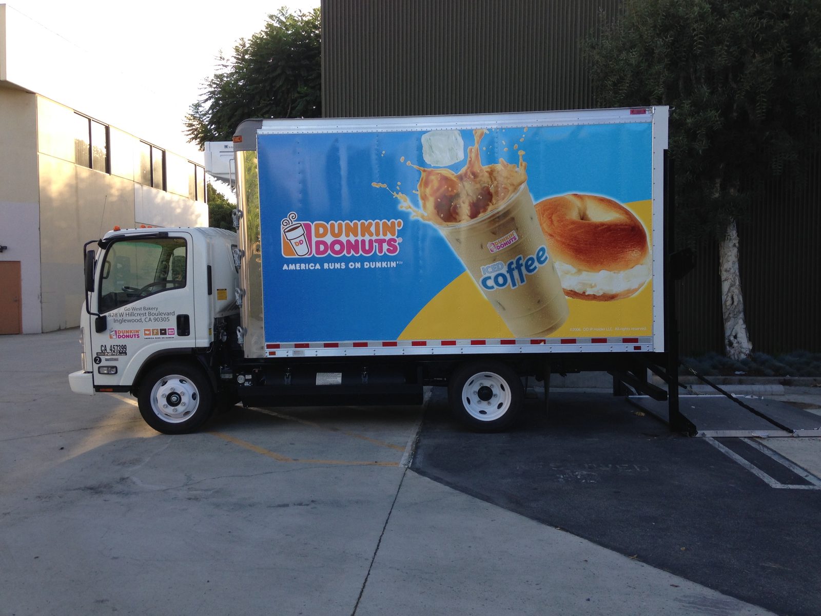 Refrigerated box truck side advertising wrap